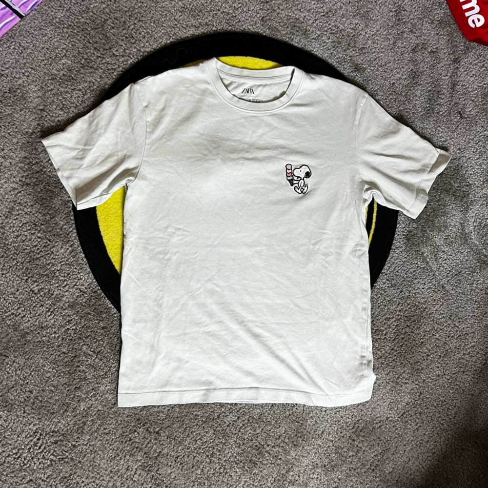 ZARA x Peanuts Snoopy T-Short embroidered